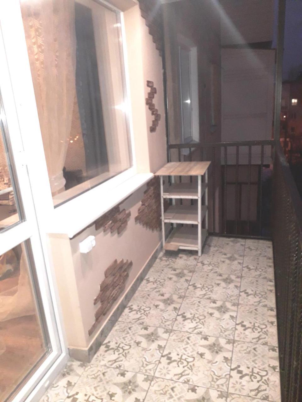Apartment 30 M2 On Sergei Esenin 11 Kharkiv Exterior photo